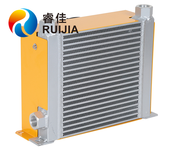 <font color='red'>農(nóng)業(yè)機(jī)械散熱器</font>，找睿佳冷卻器！